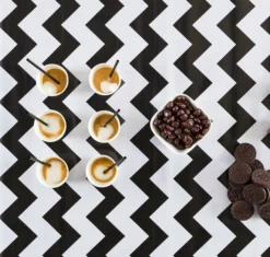 Ovaal Mexicaans Tafelzeil Zigzag Zwart/wit